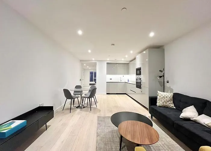 Modern Two Bed Room Flat At Elephant Castle